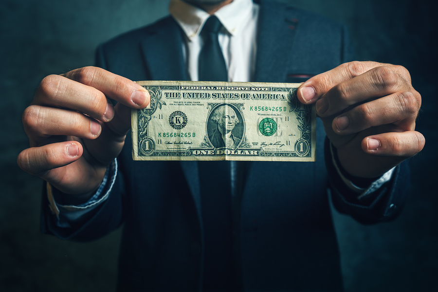 Decoding Axon's Q4 Success: Strong Revenue & 2026 Outlook